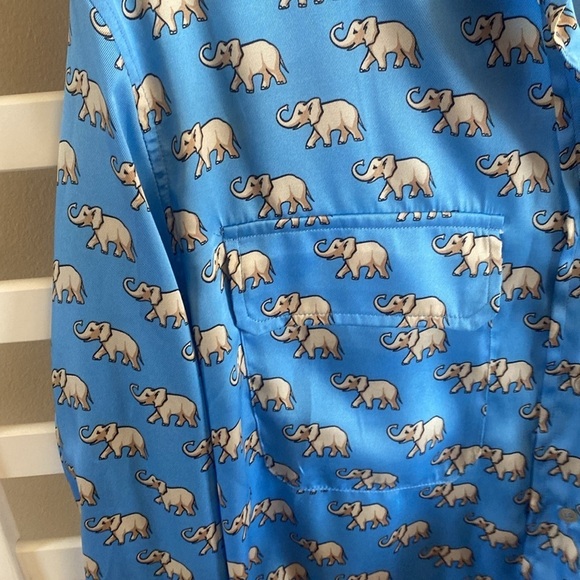 ZARA Baby Blue Elephant Print Button Down Long Sleeve Blouse Size Small - Picture 6 of 13